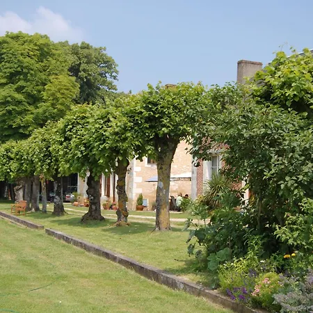 Les Guittieres Holiday home *